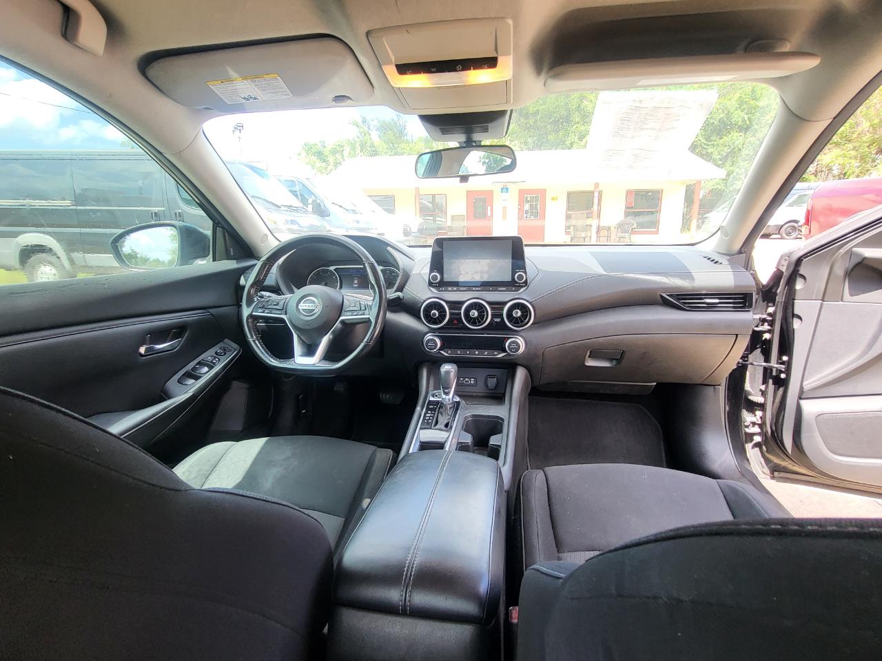 Nissan Sentra SV 2021