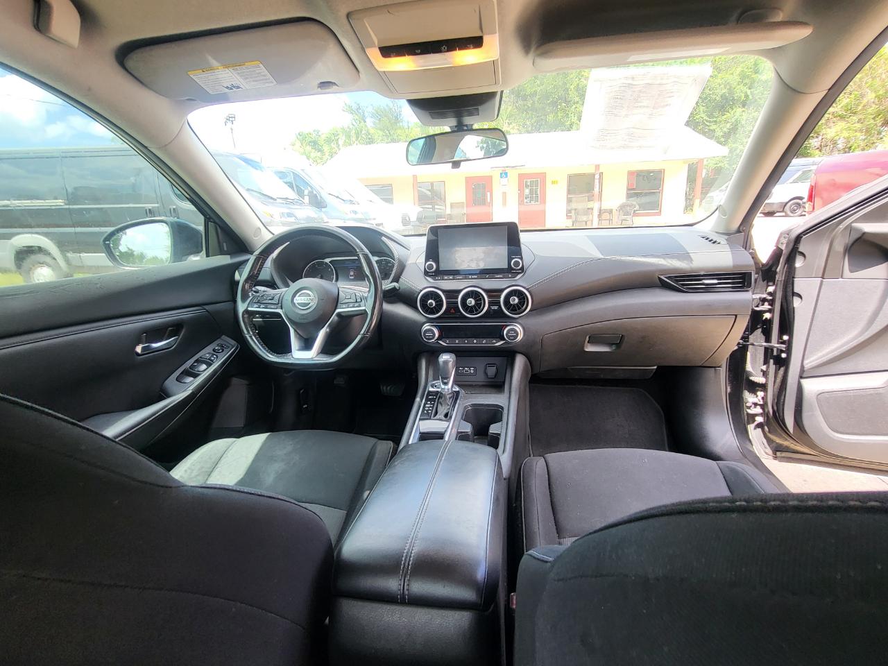Nissan Sentra SV 2021
