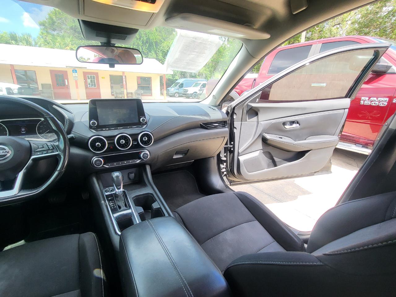Nissan Sentra SV 2021