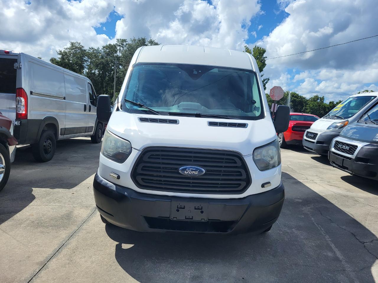 Ford Transit 150 Van Med. Roof w/Sliding Pass. 148-in. WB 2016