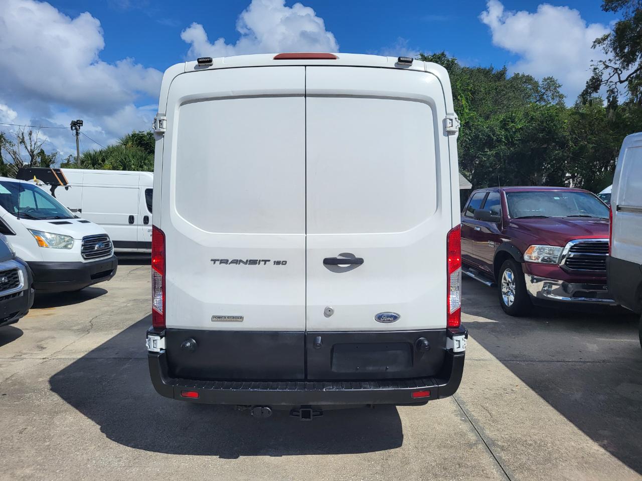 Ford Transit 150 Van Med. Roof w/Sliding Pass. 148-in. WB 2016