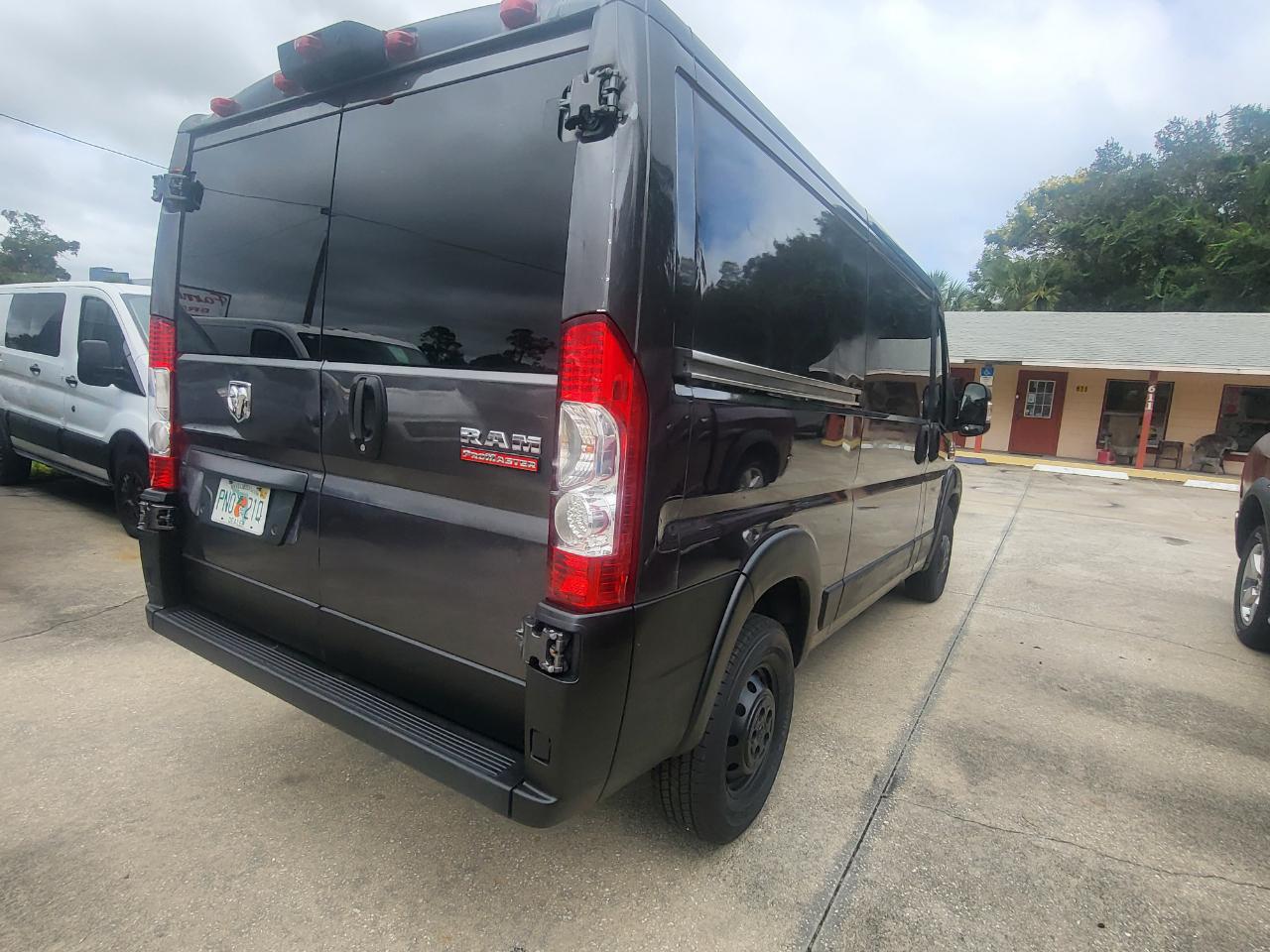 RAM Promaster 1500 Low Roof Tradesman 136-in. WB 2018