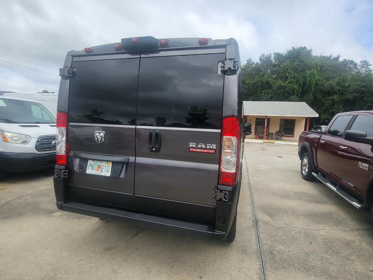 RAM Promaster 1500 Low Roof Tradesman 136-in. WB 2018