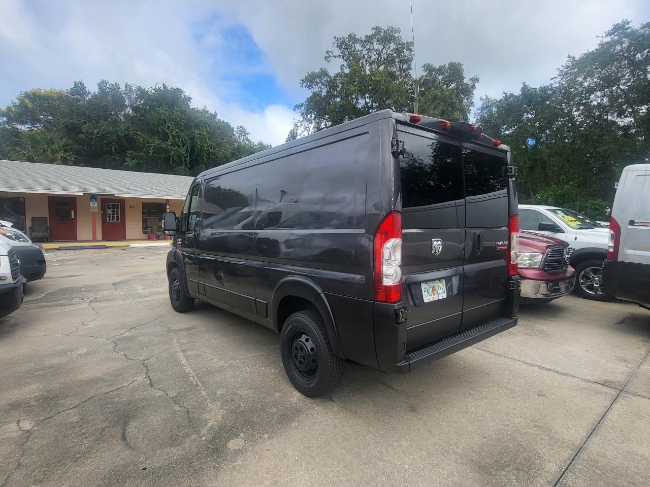 RAM Promaster 1500 Low Roof Tradesman 136-in. WB 2018