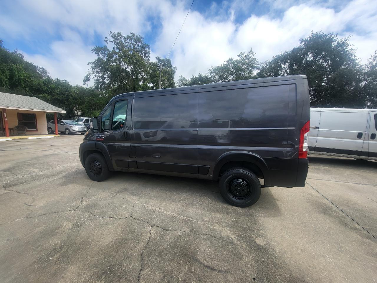 RAM Promaster 1500 Low Roof Tradesman 136-in. WB 2018