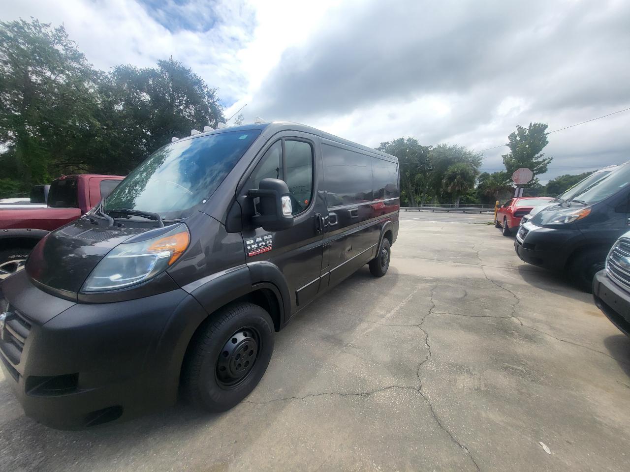 RAM Promaster 1500 Low Roof Tradesman 136-in. WB 2018