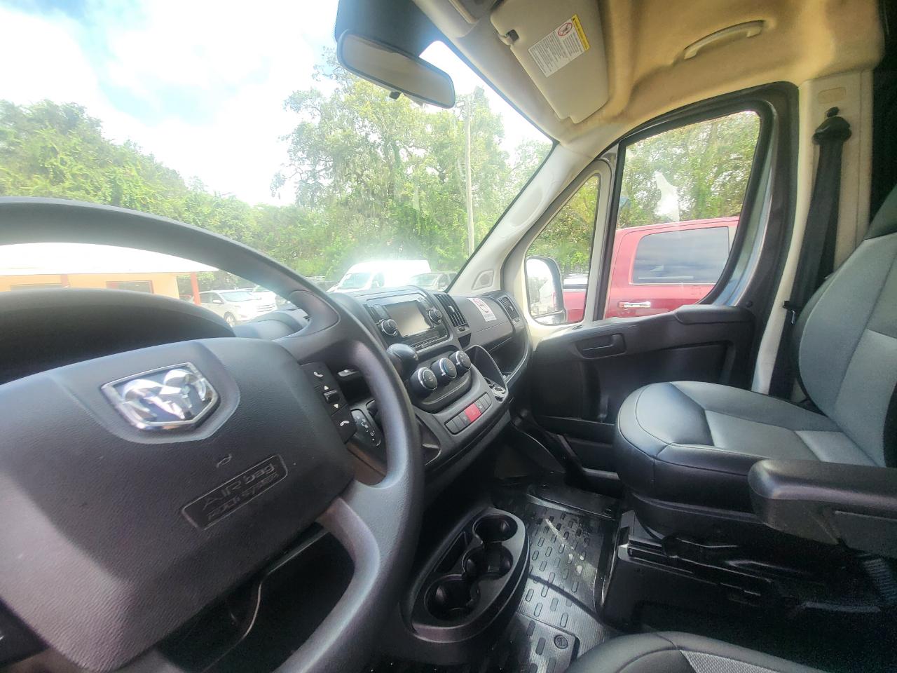 RAM Promaster 1500 Low Roof Tradesman 136-in. WB 2018