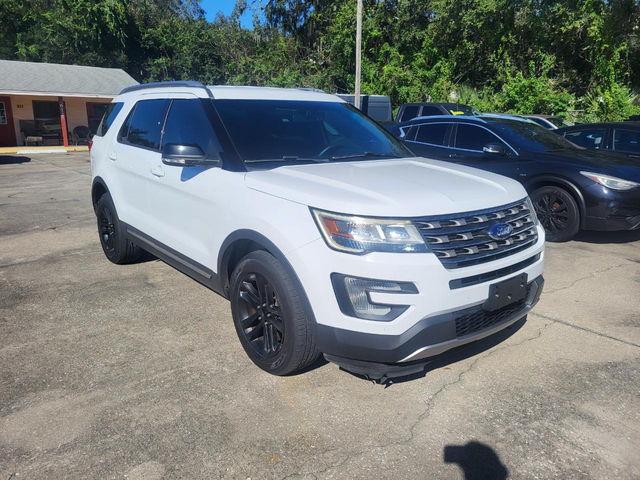 Ford Explorer XLT FWD 2016