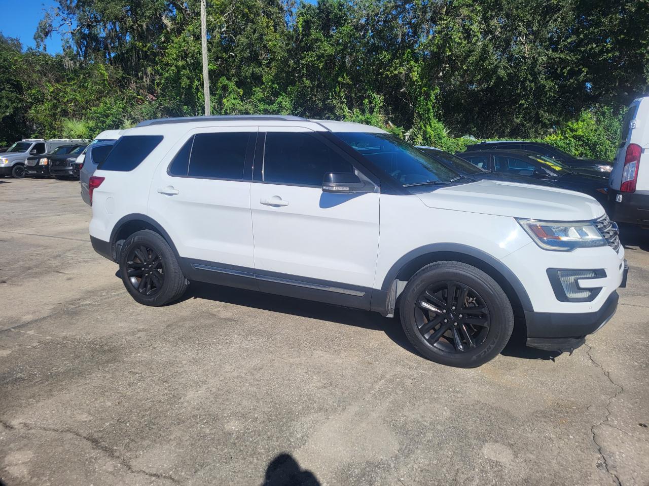 Ford Explorer XLT FWD 2016