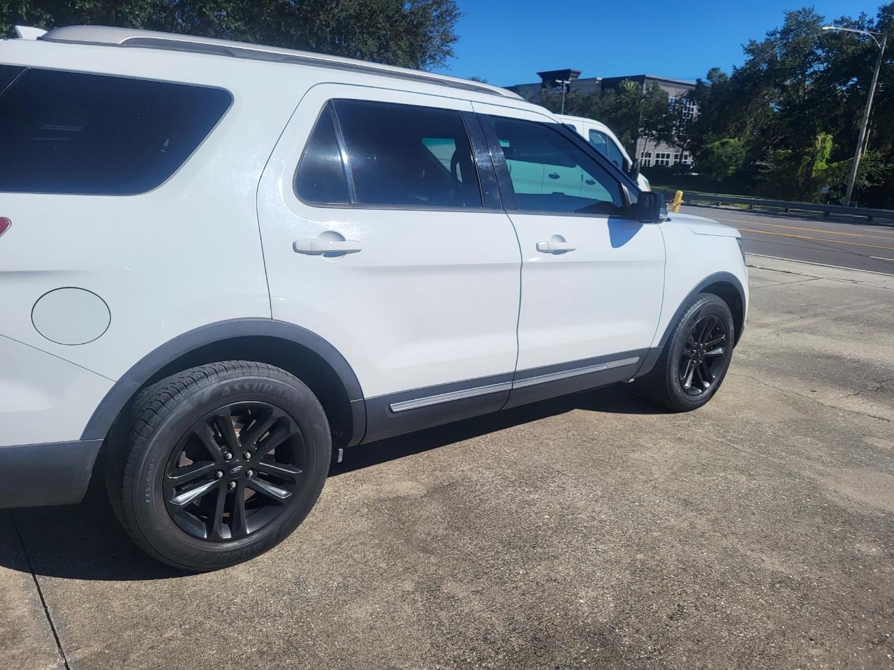 Ford Explorer XLT FWD 2016