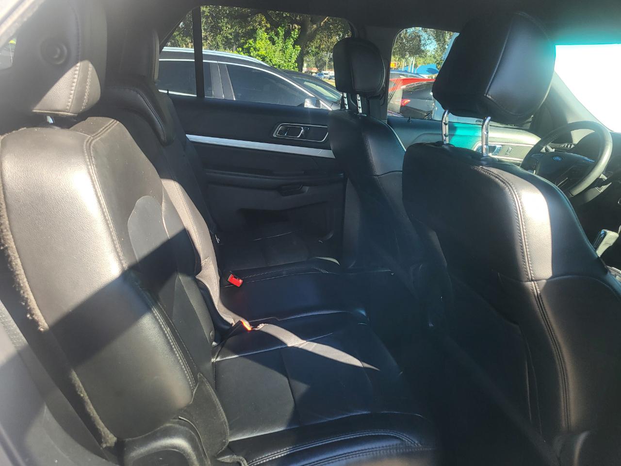 Ford Explorer XLT FWD 2016
