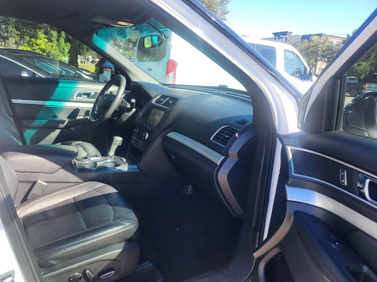 Ford Explorer XLT FWD 2016