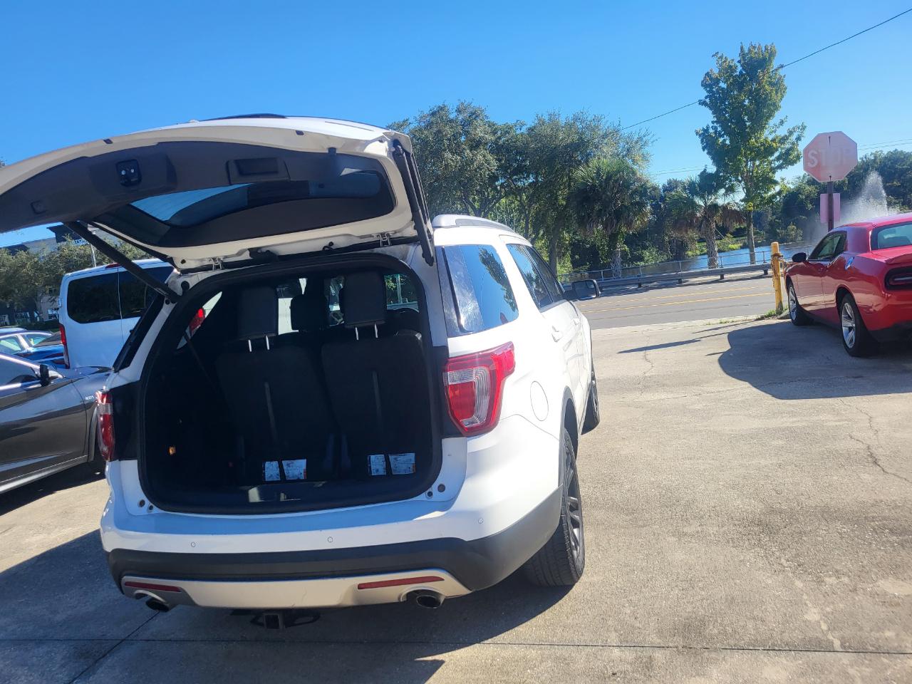 Ford Explorer XLT FWD 2016