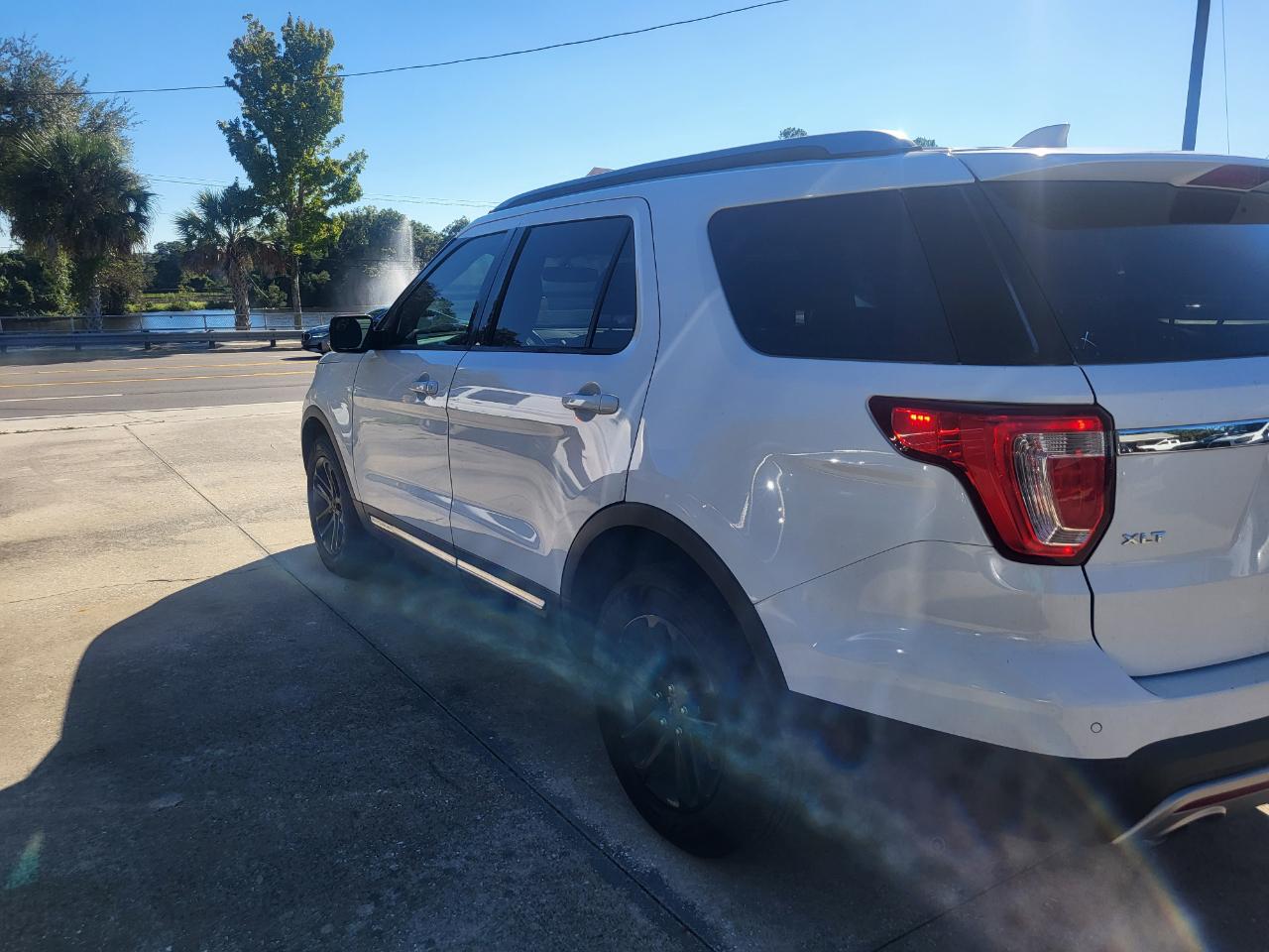 Ford Explorer XLT FWD 2016
