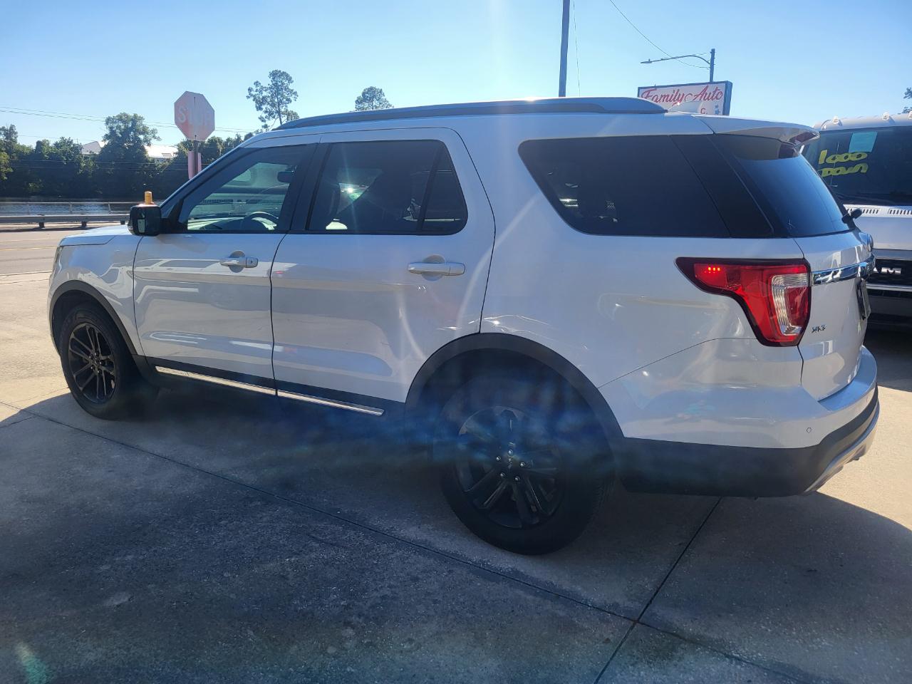 Ford Explorer XLT FWD 2016