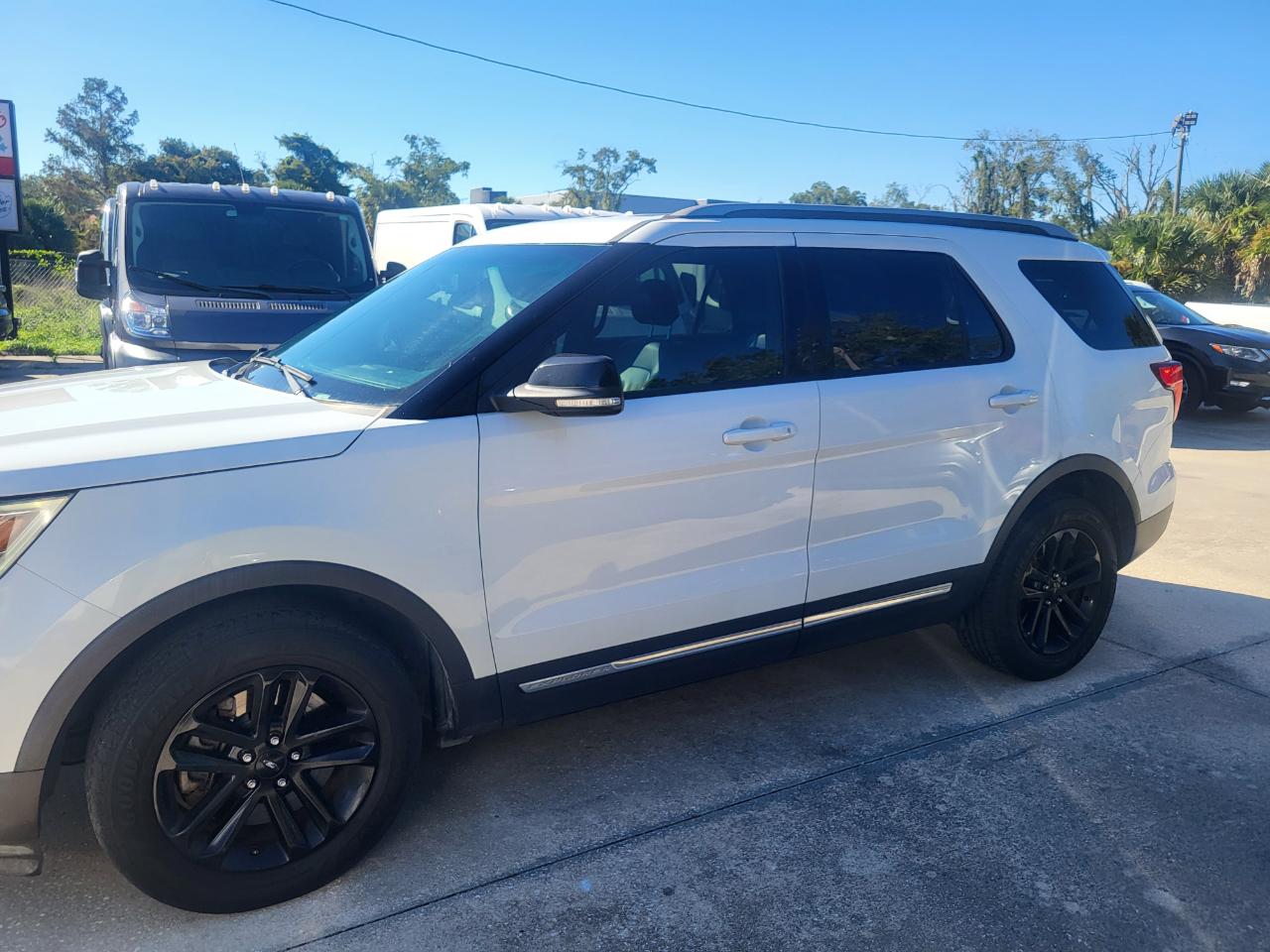 Ford Explorer XLT FWD 2016