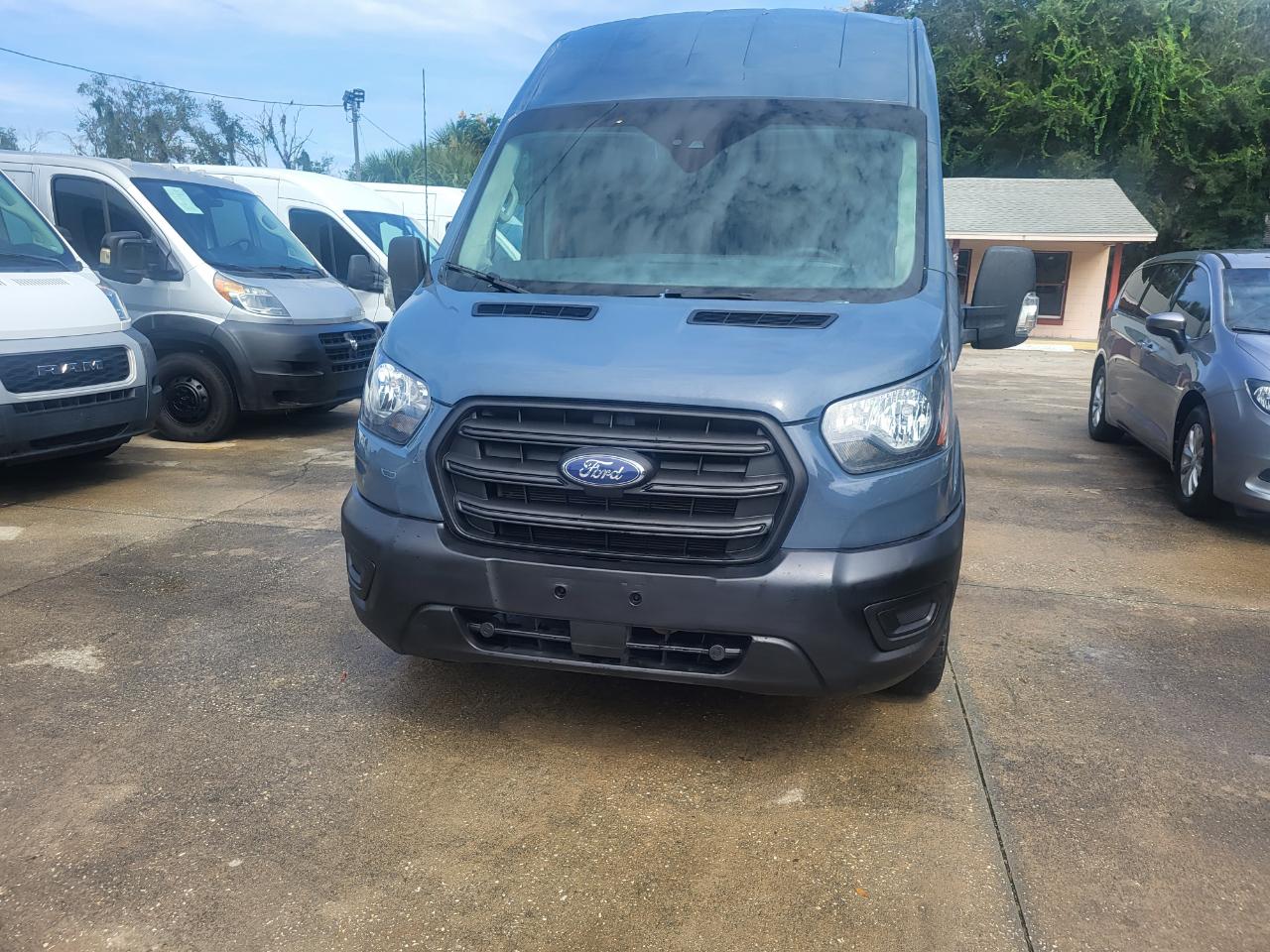 Ford Transit 250 Van High Roof w/Sliding Pass. 148-in. WB EL 2020