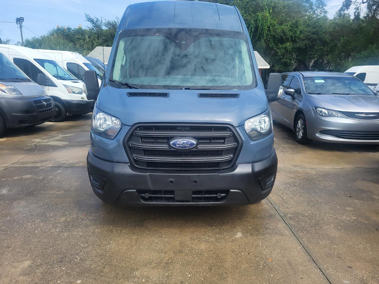 Ford Transit 250 Van High Roof w/Sliding Pass. 148-in. WB EL 2020