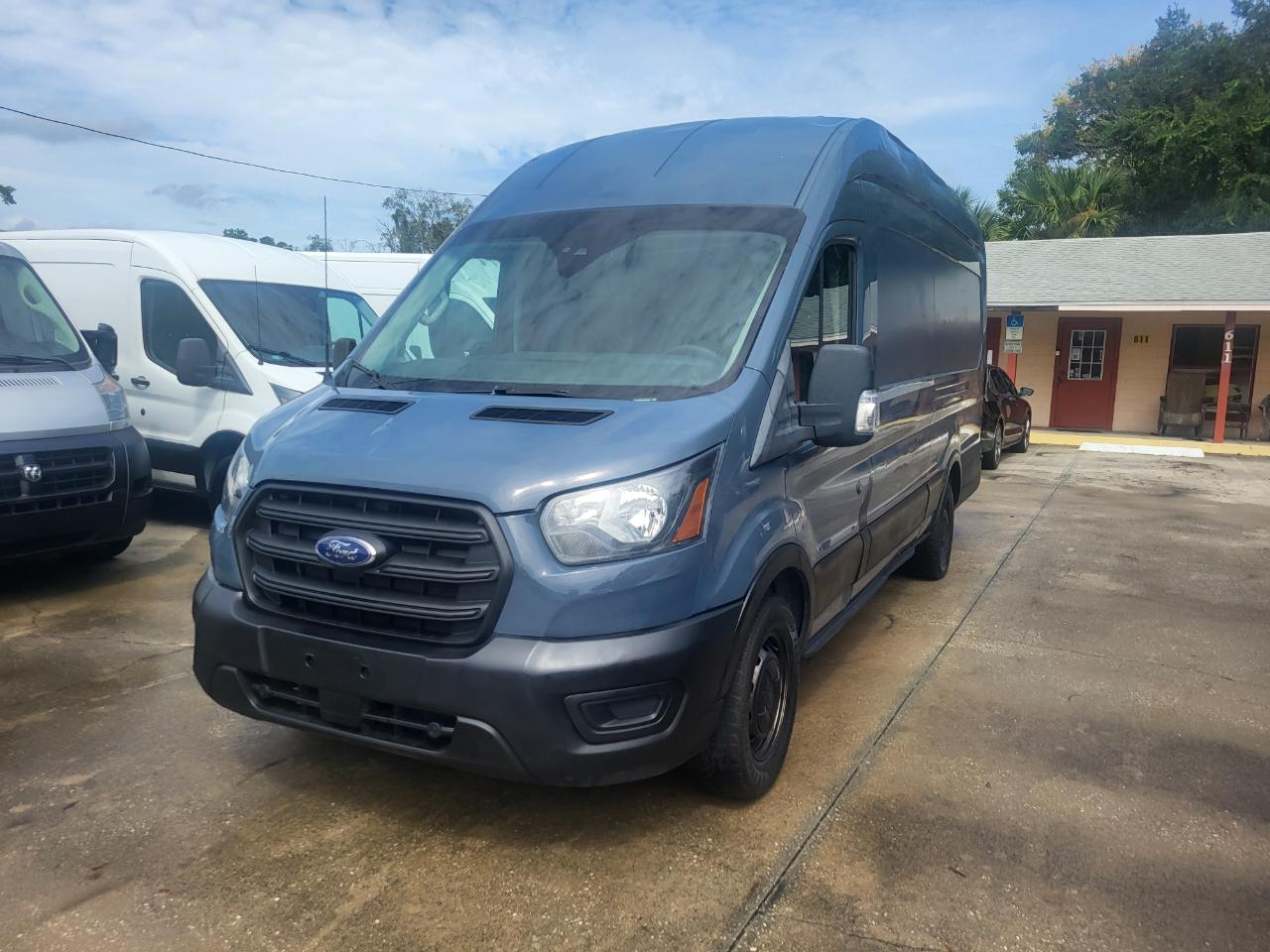 Ford Transit 250 Van High Roof w/Sliding Pass. 148-in. WB EL 2020