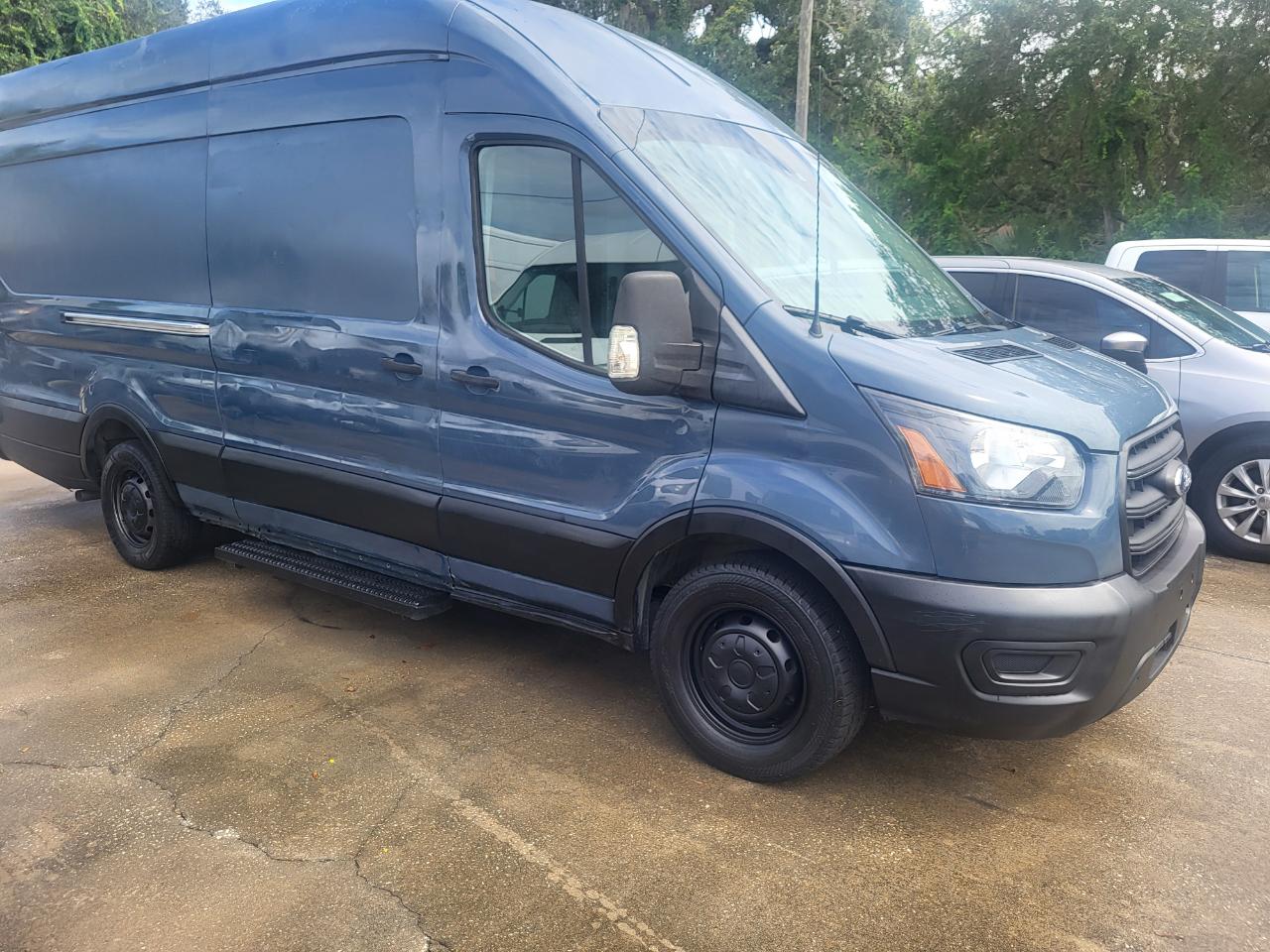 Ford Transit 250 Van High Roof w/Sliding Pass. 148-in. WB EL 2020