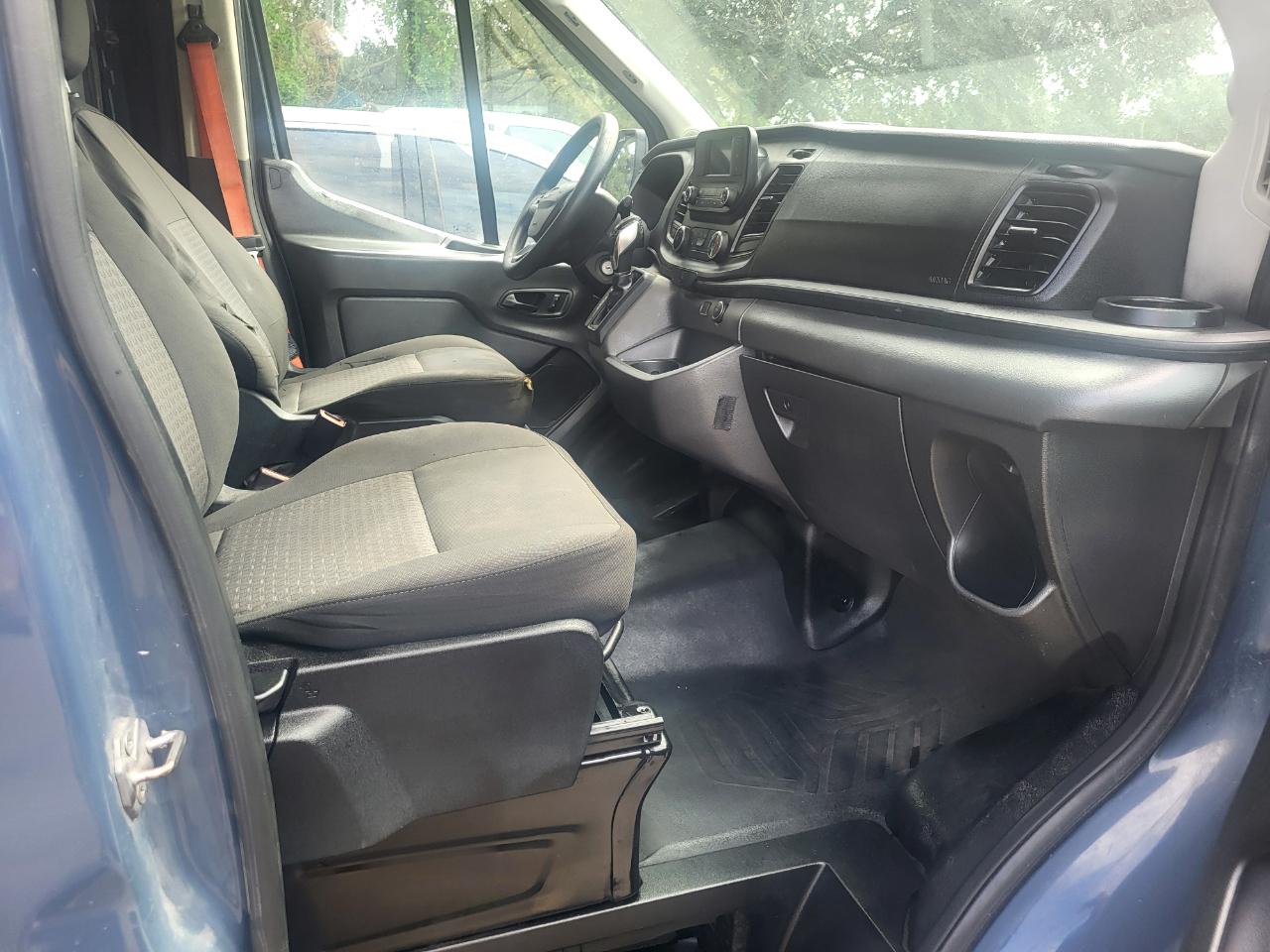Ford Transit 250 Van High Roof w/Sliding Pass. 148-in. WB EL 2020