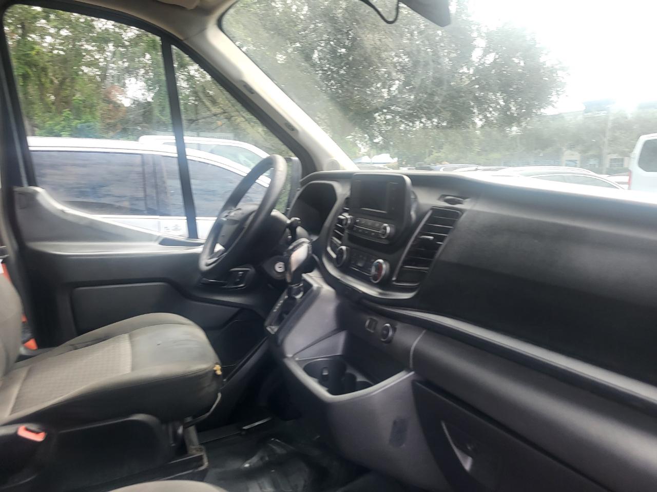 Ford Transit 250 Van High Roof w/Sliding Pass. 148-in. WB EL 2020