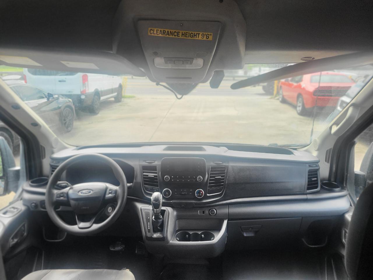 Ford Transit 250 Van High Roof w/Sliding Pass. 148-in. WB EL 2020