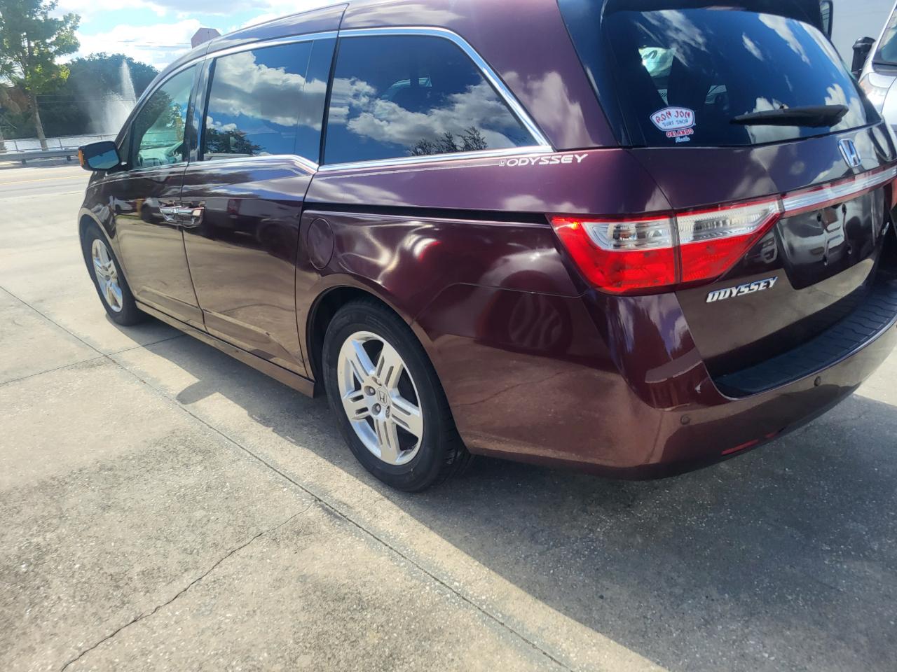 Honda Odyssey Touring 2011