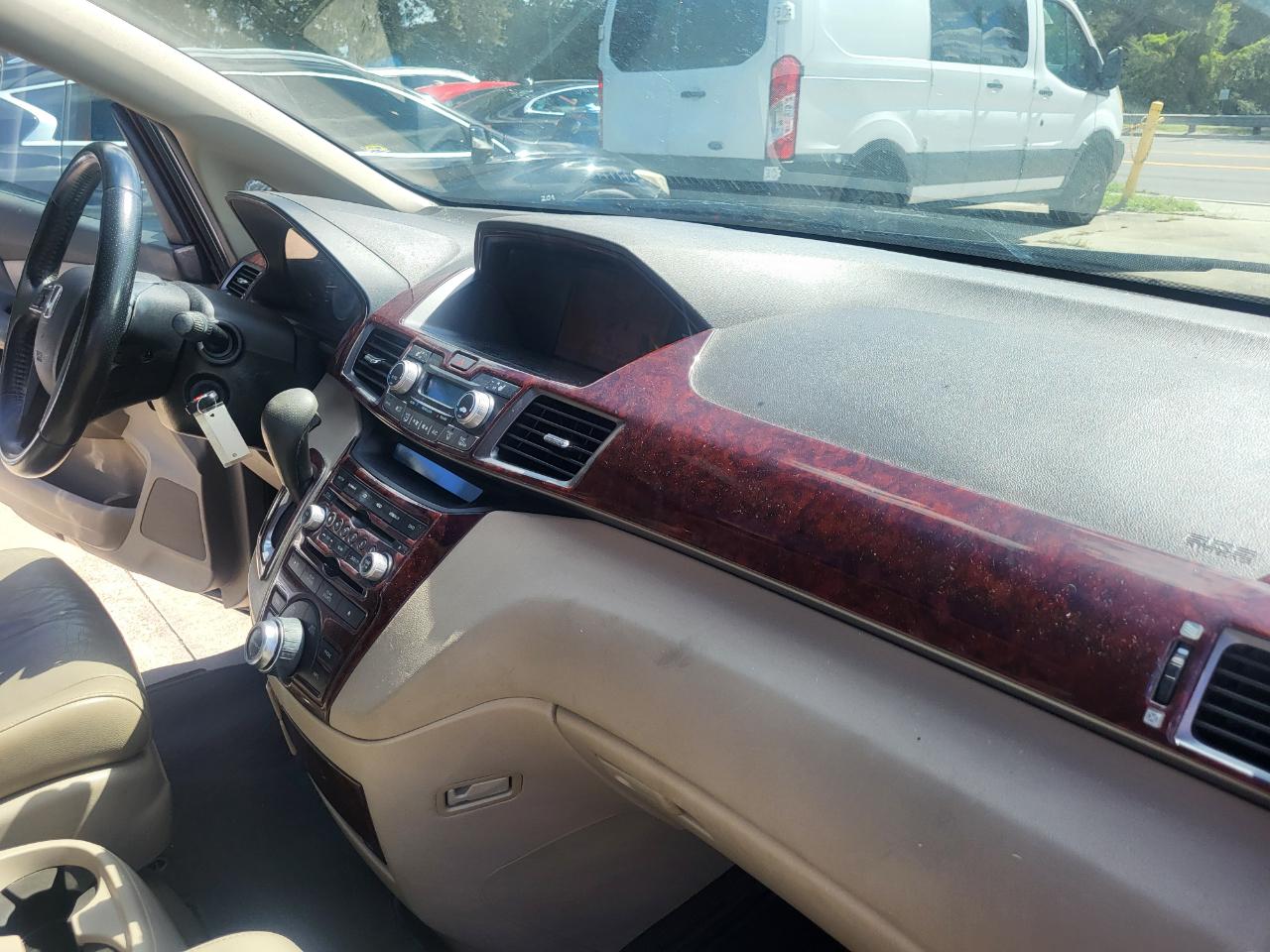 Honda Odyssey Touring 2011