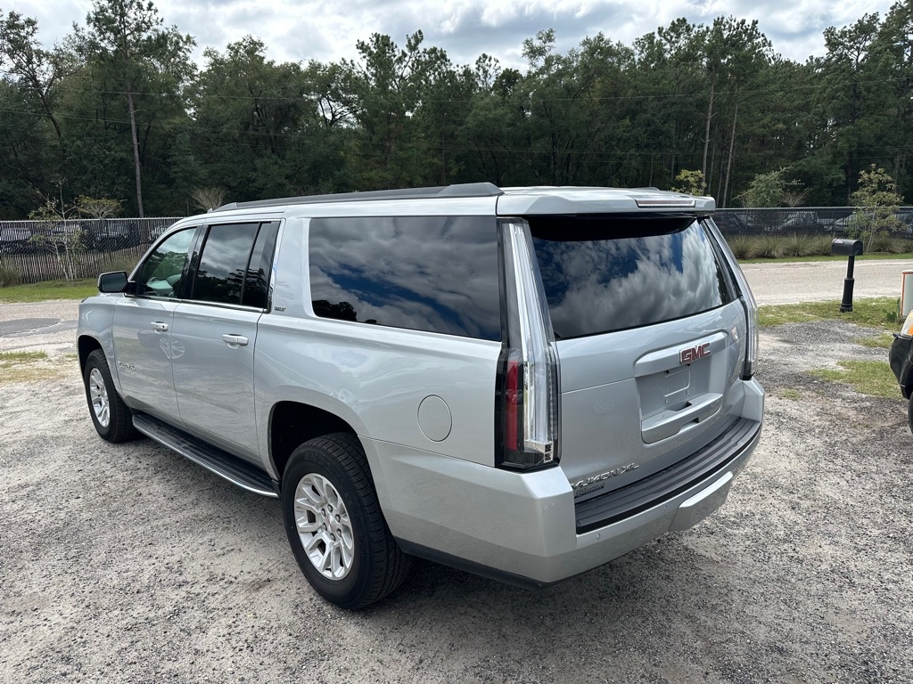 GMC Yukon XL  2017 GMC Yukon XL  2017