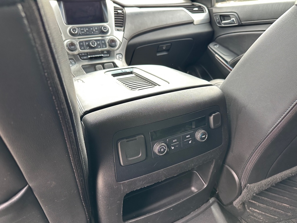 GMC Yukon XL  2017 GMC Yukon XL  2017