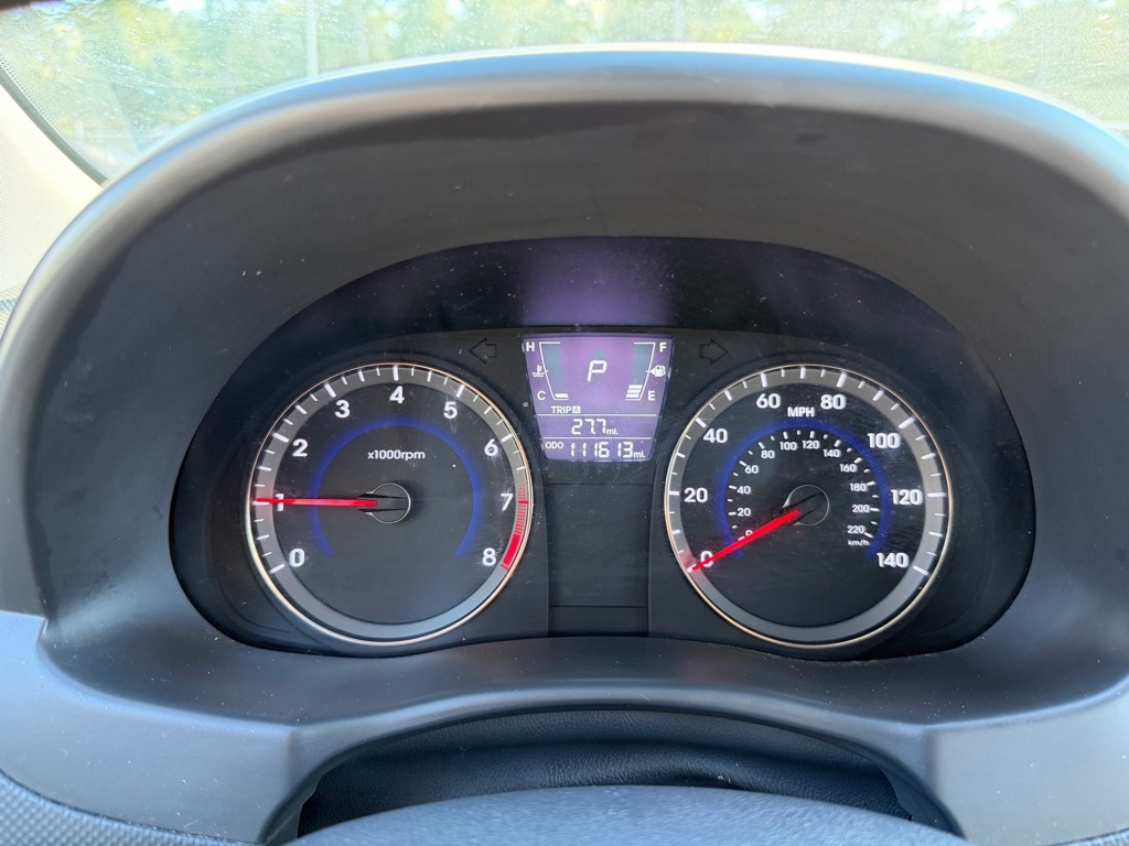 Hyundai Accent  2014