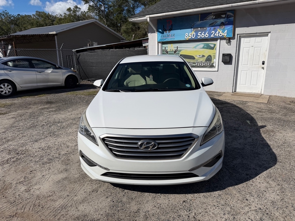2015 Hyundai Sonata SE's photo