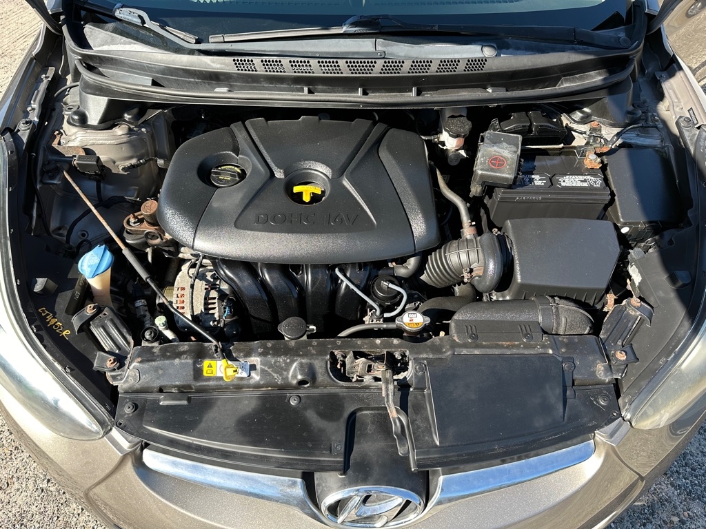 Hyundai Elantra  2014