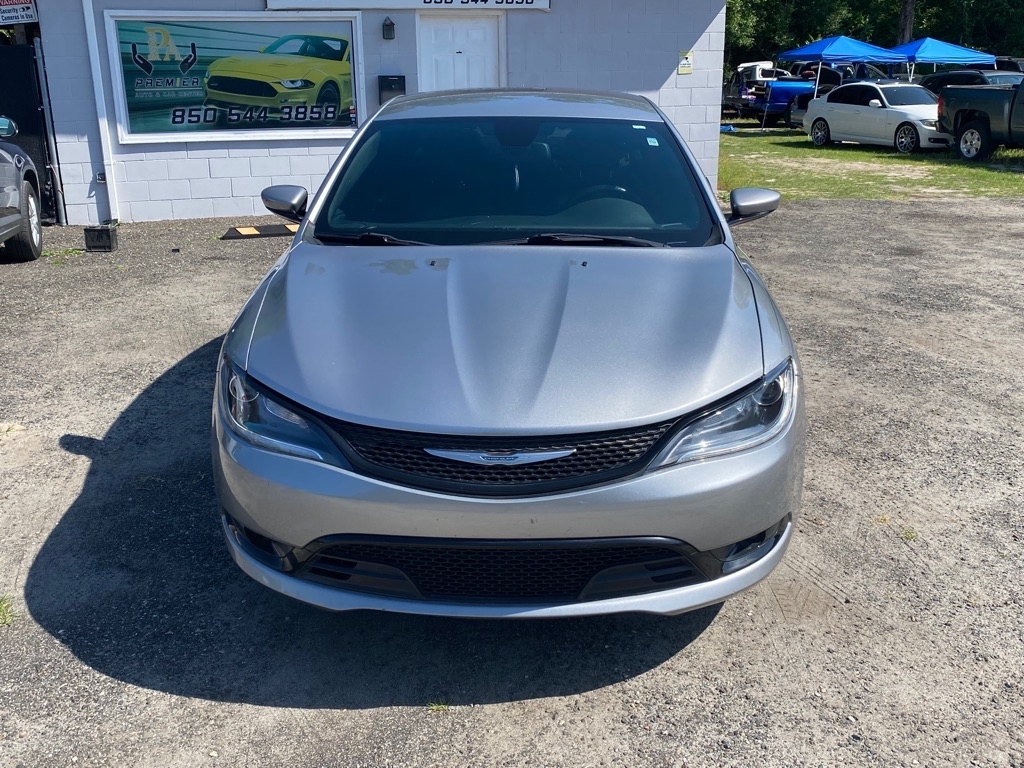Chrysler 200  2016