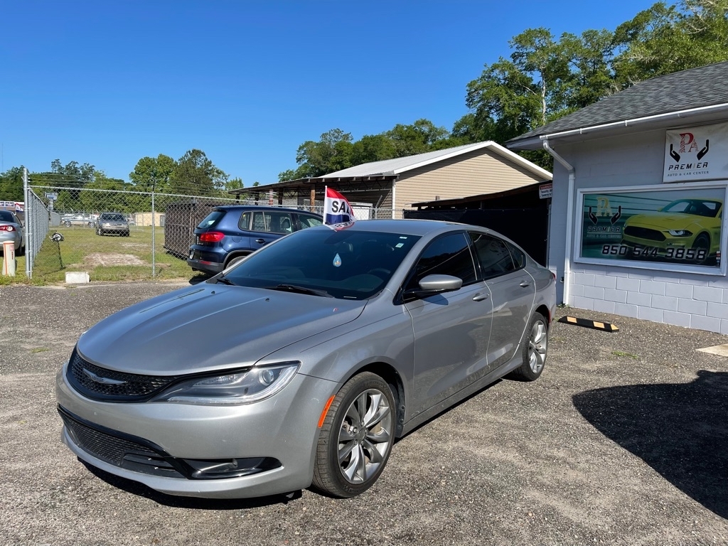 Chrysler 200  2016