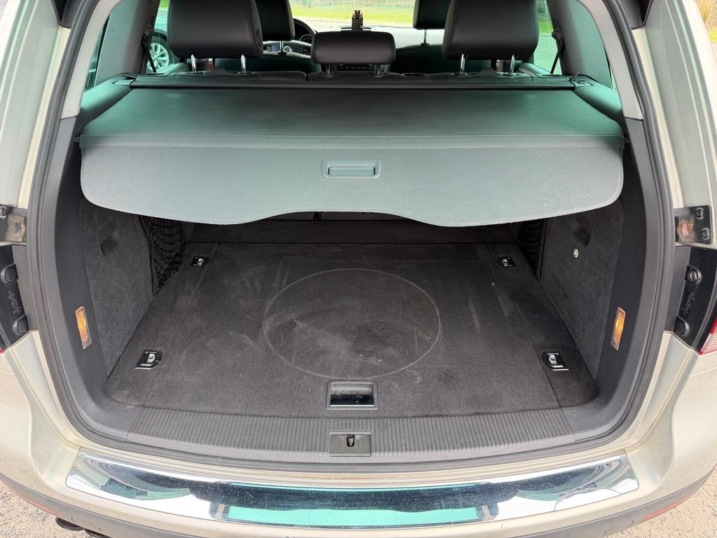 Volkswagen Touareg  2009