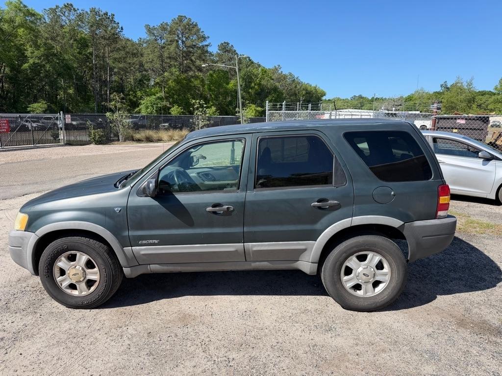 Ford Escape  2002