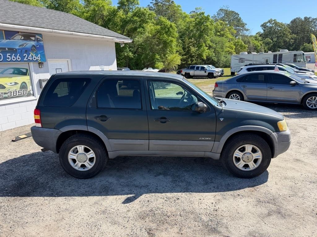 Ford Escape  2002