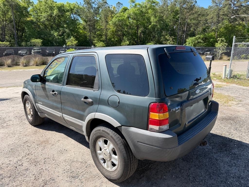 Ford Escape  2002