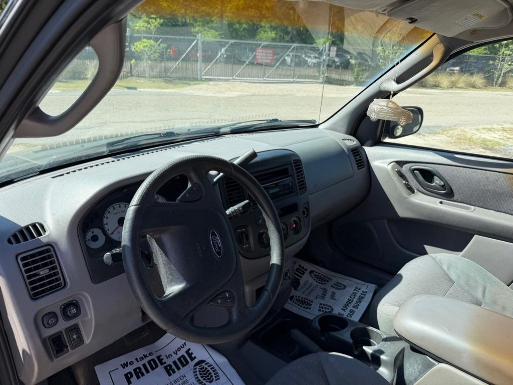 Ford Escape  2002