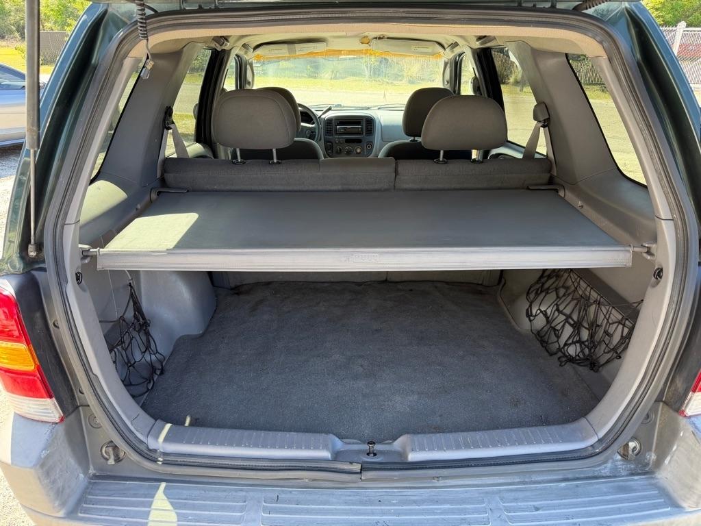 Ford Escape  2002