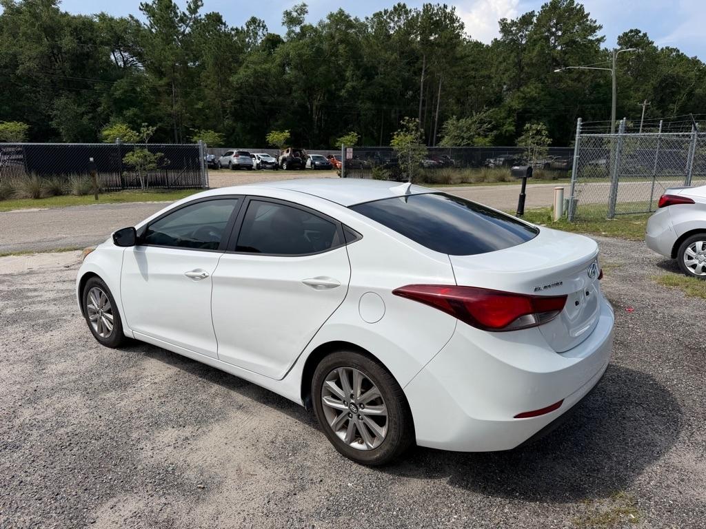 Hyundai Elantra  2014