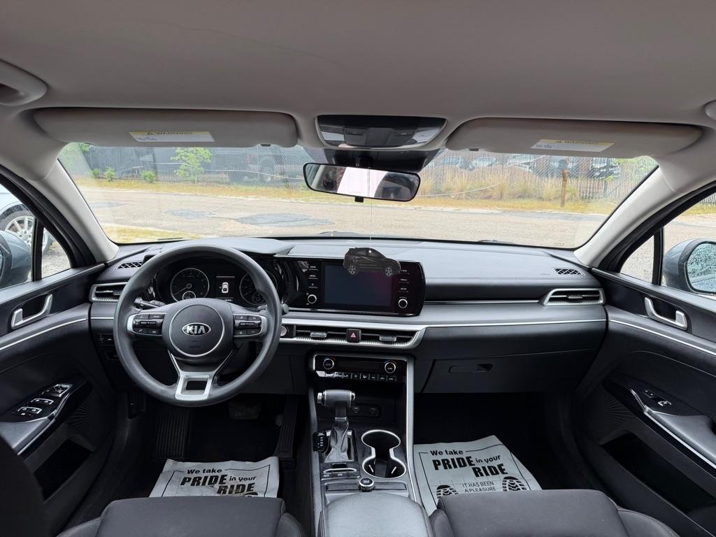 Kia K5  2021
