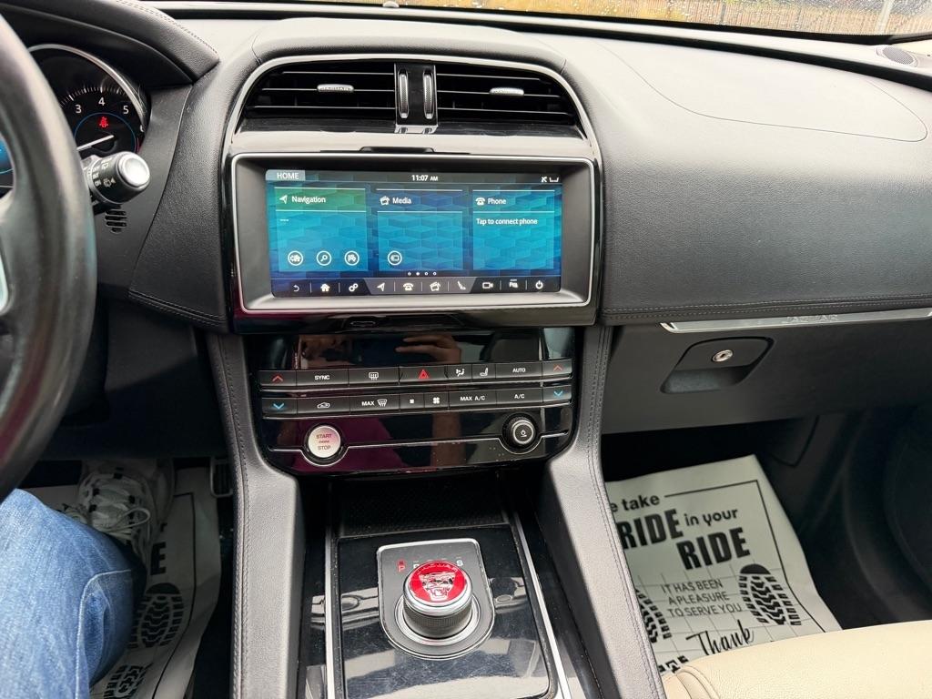 Jaguar F-Pace  2019