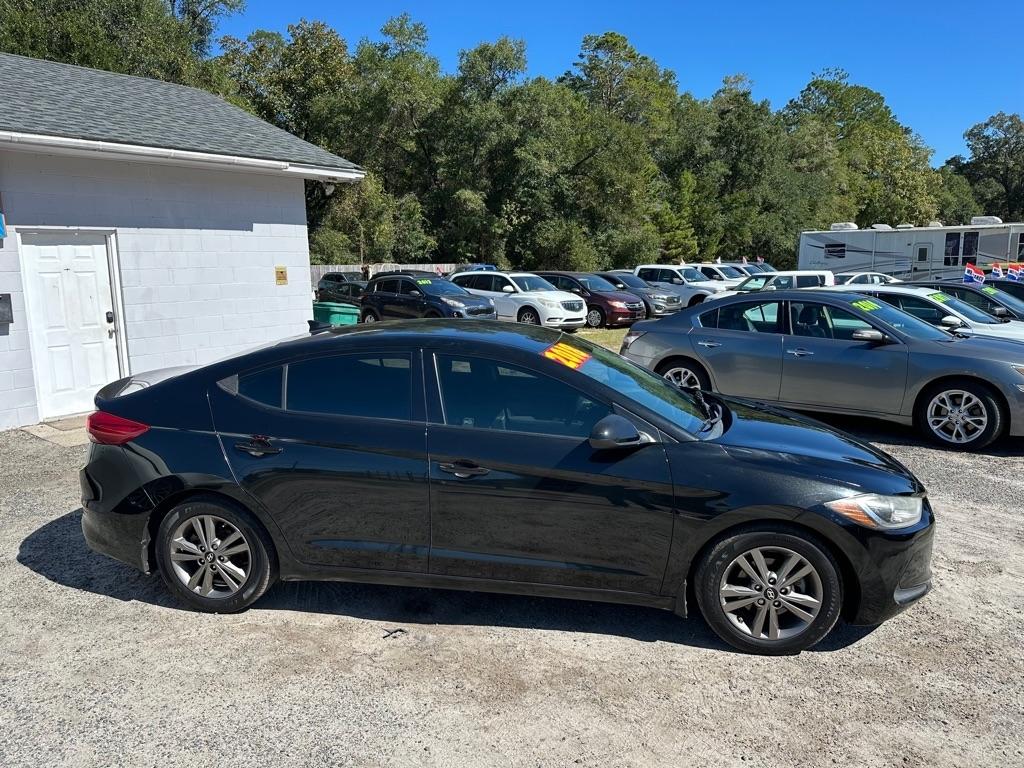 Hyundai Elantra  2018