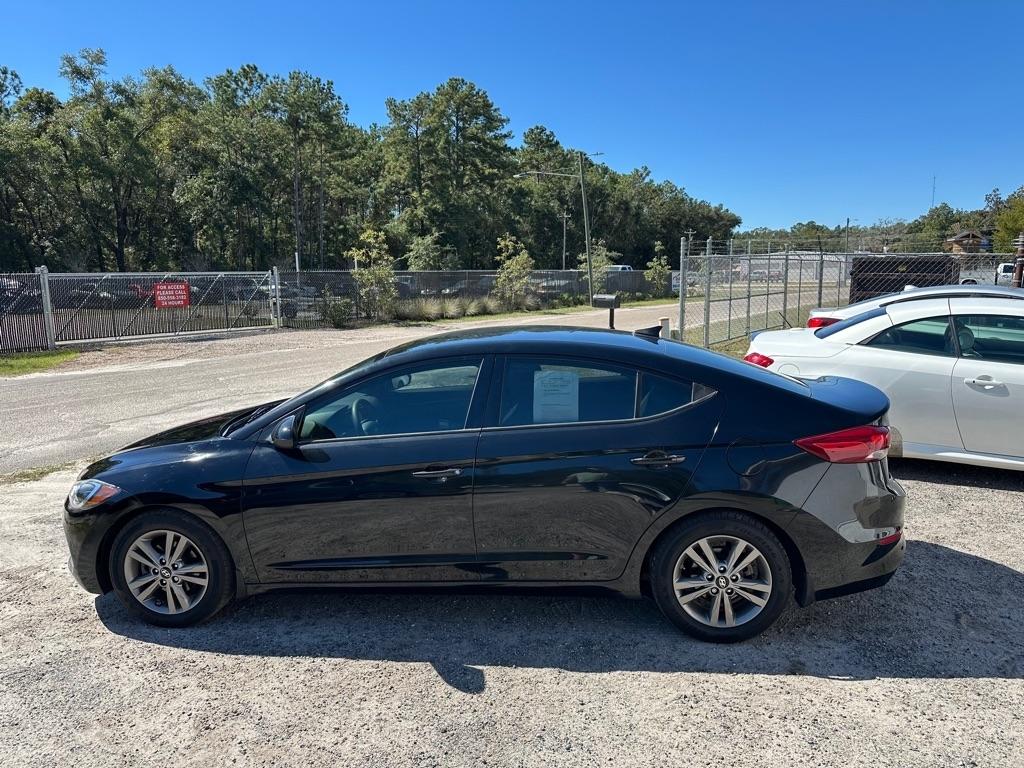 Hyundai Elantra  2018