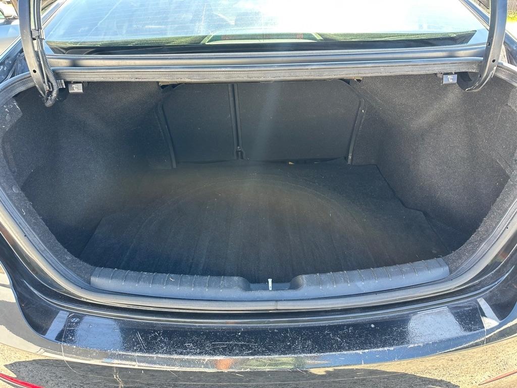 Hyundai Elantra  2018