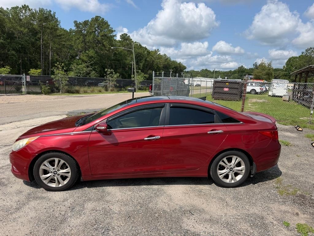 Hyundai Sonata  2013