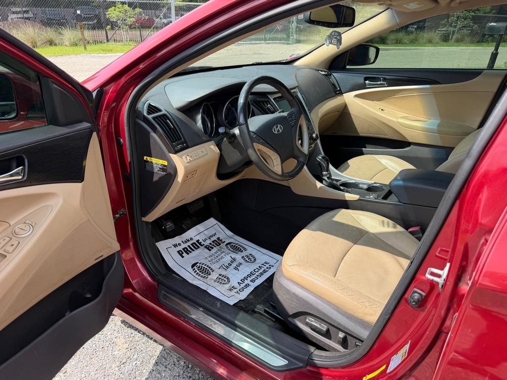 Hyundai Sonata  2013